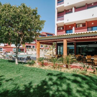 Topazio Vibe Beach Hotel & Apartments - Appartementen Logies